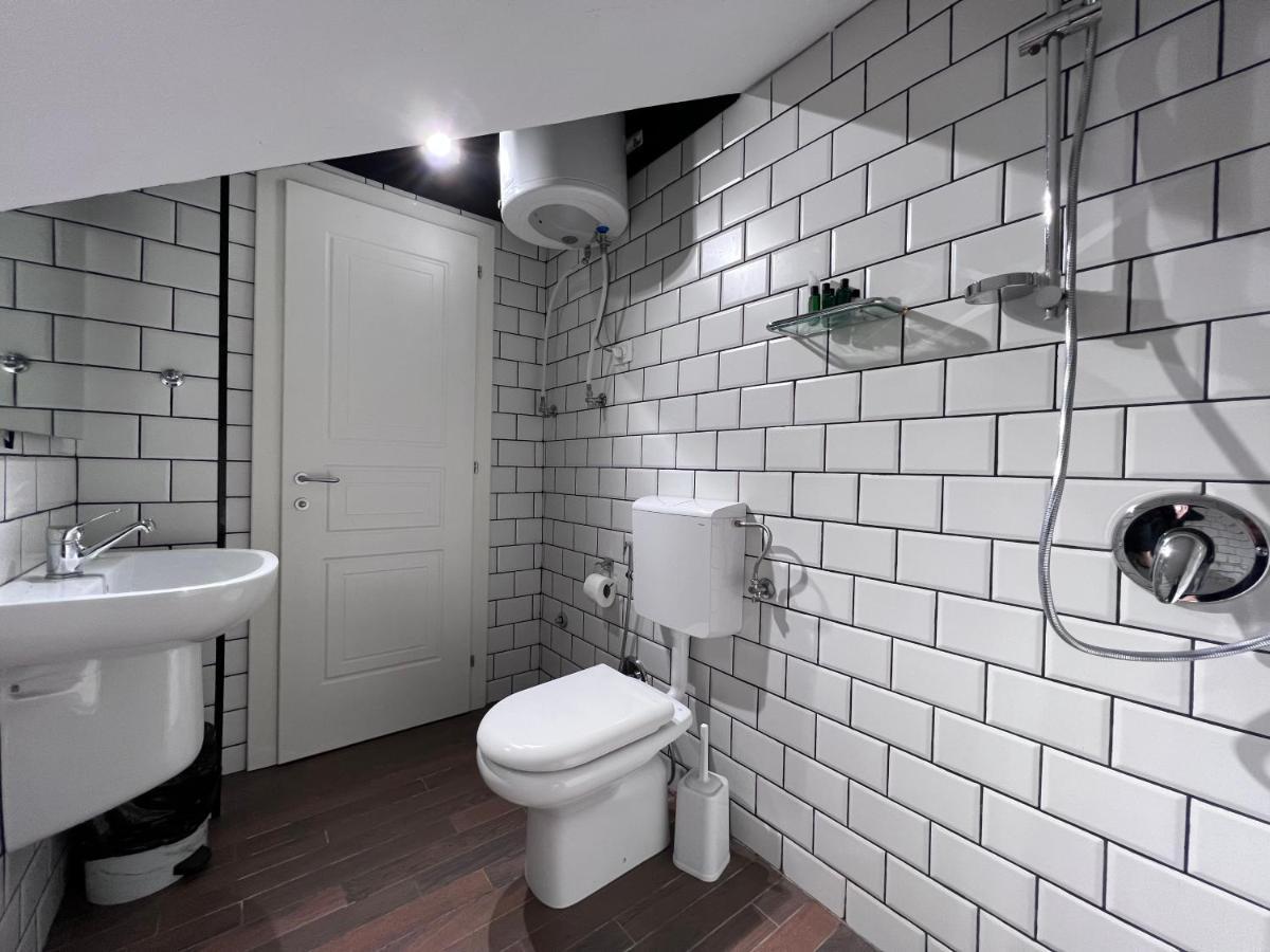 Bobi Hotel Shkodër Buitenkant foto