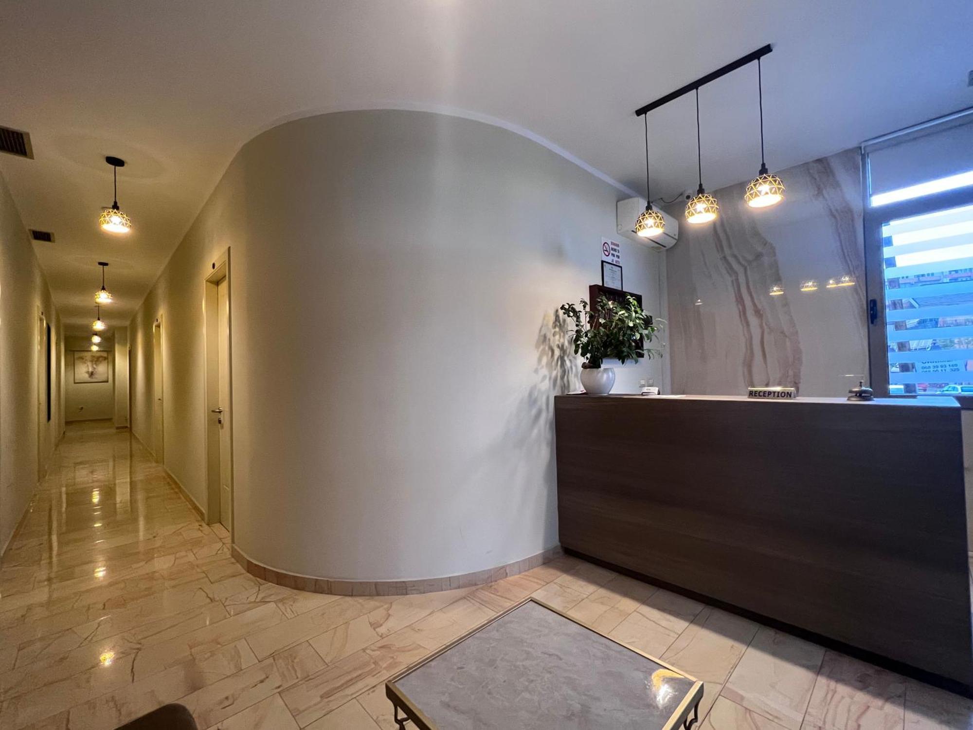 Bobi Hotel Shkodër Buitenkant foto
