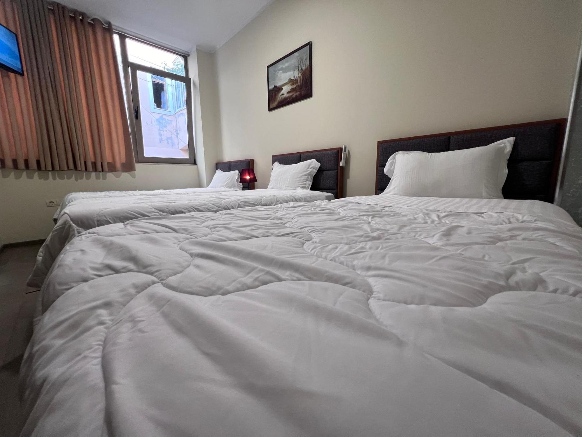 Bobi Hotel Shkodër Buitenkant foto