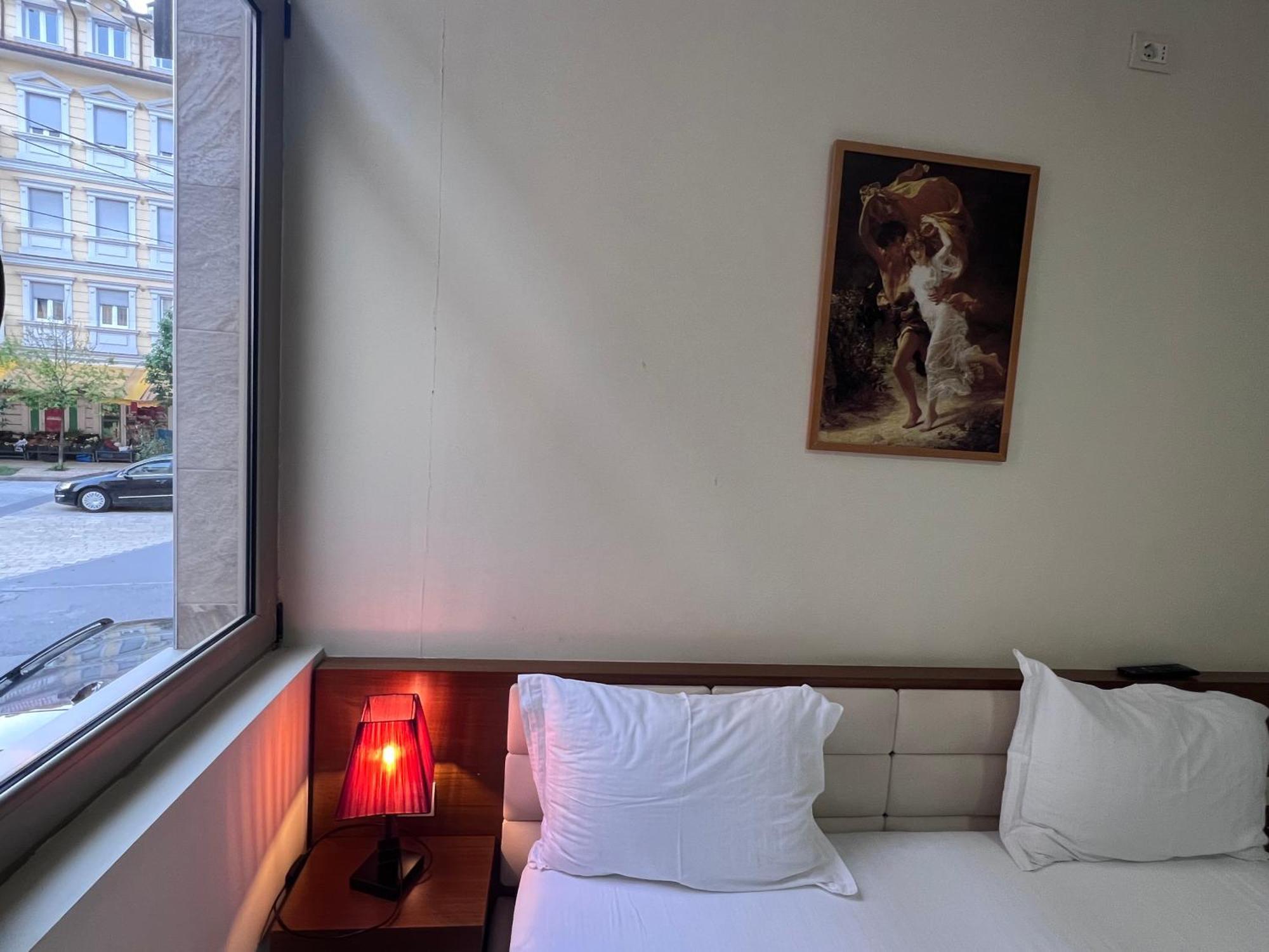 Bobi Hotel Shkodër Buitenkant foto